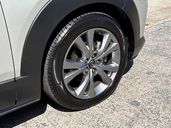 Used Mazda CX-30 2023 for sale - 78974000: Photo