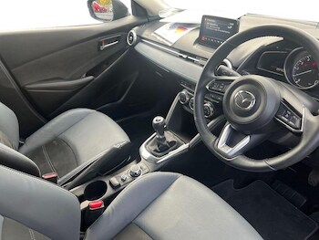 Used Mazda Mazda2 2021 for sale - 76382372: Photo
