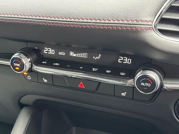 Used Mazda Mazda3 2024 for sale - 76117606: Photo 26