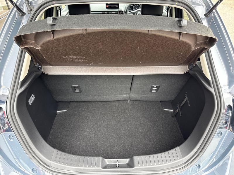 Used Mazda Mazda2 2024 for sale - 76508311: Photo 9