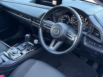 Used Mazda CX-30 2022 for sale - 76500700: Photo