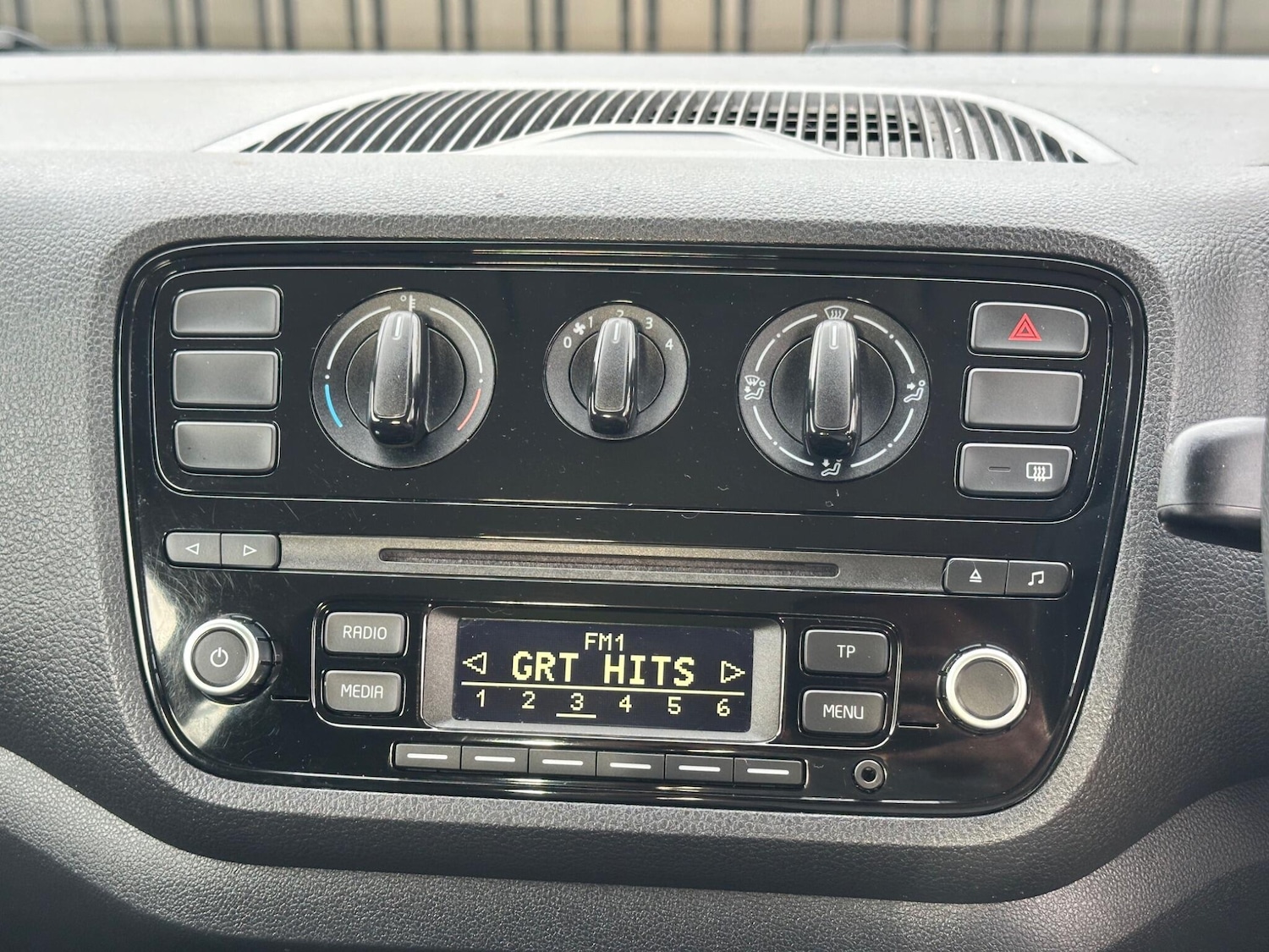 Used Volkswagen up! 2012 for sale - 76521995: Photo 18