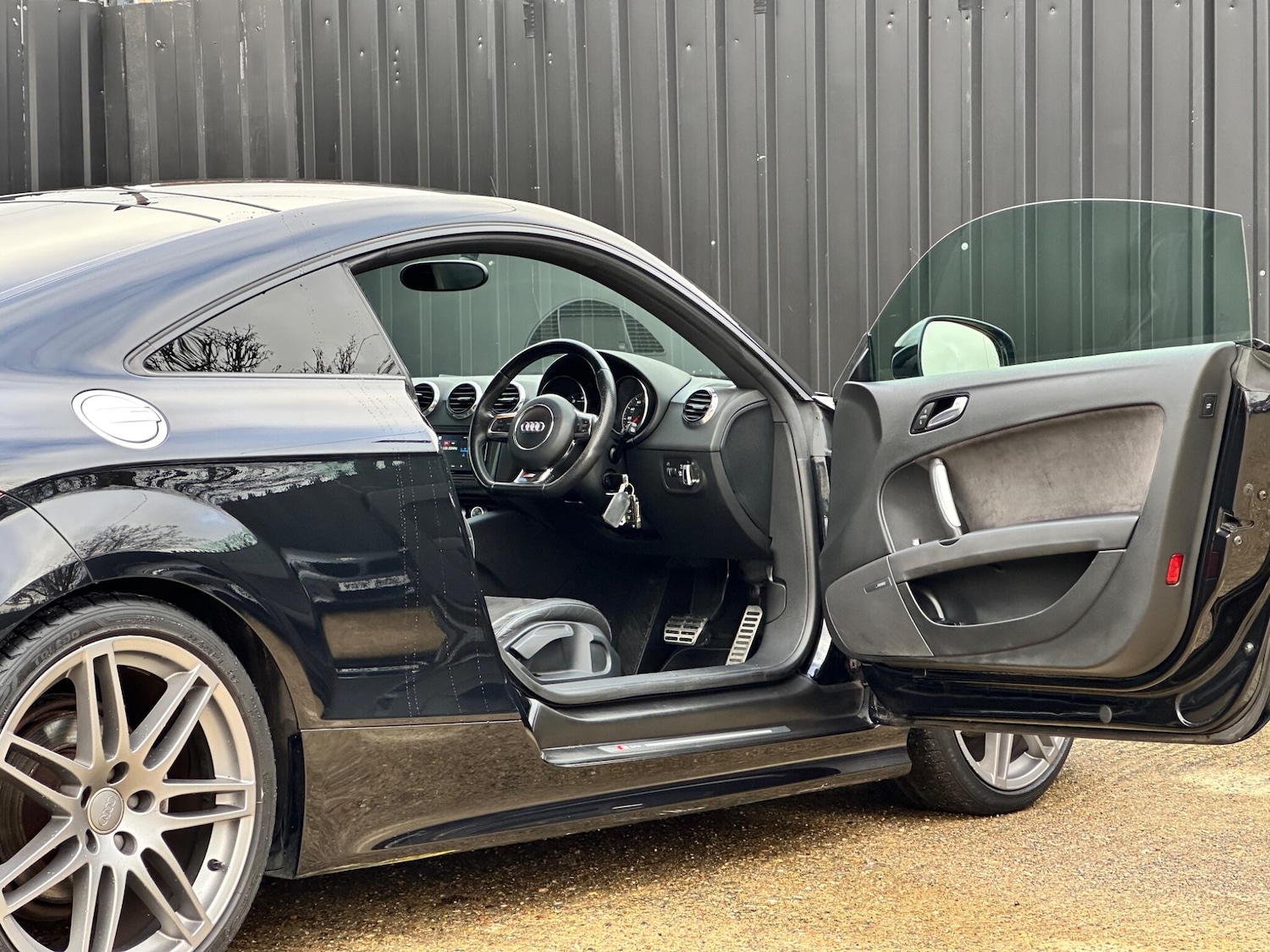 Used Audi TT 2012 for sale - 76689575: Photo 10