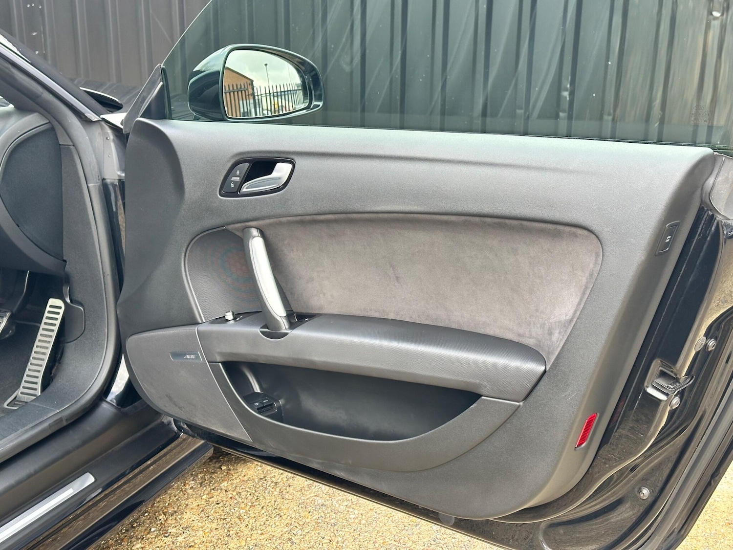 Used Audi TT 2012 for sale - 76689575: Photo 11