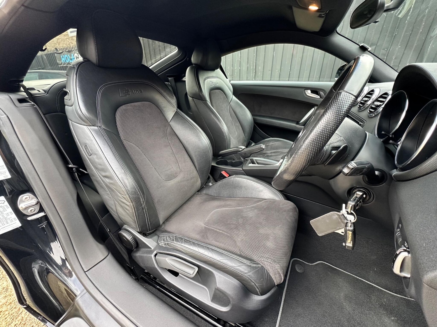 Used Audi TT 2012 for sale - 76689575: Photo 13