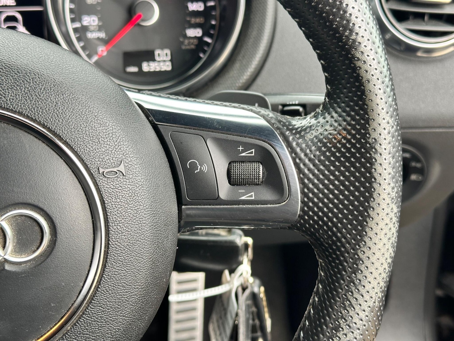 Used Audi TT 2012 for sale - 76689575: Photo 26