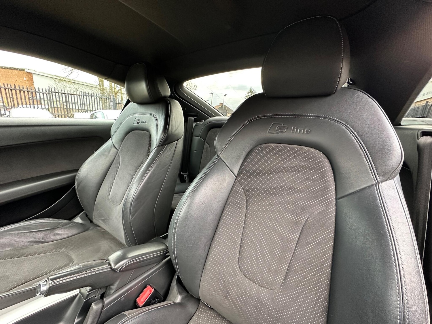 Used Audi TT 2012 for sale - 76689575: Photo 3