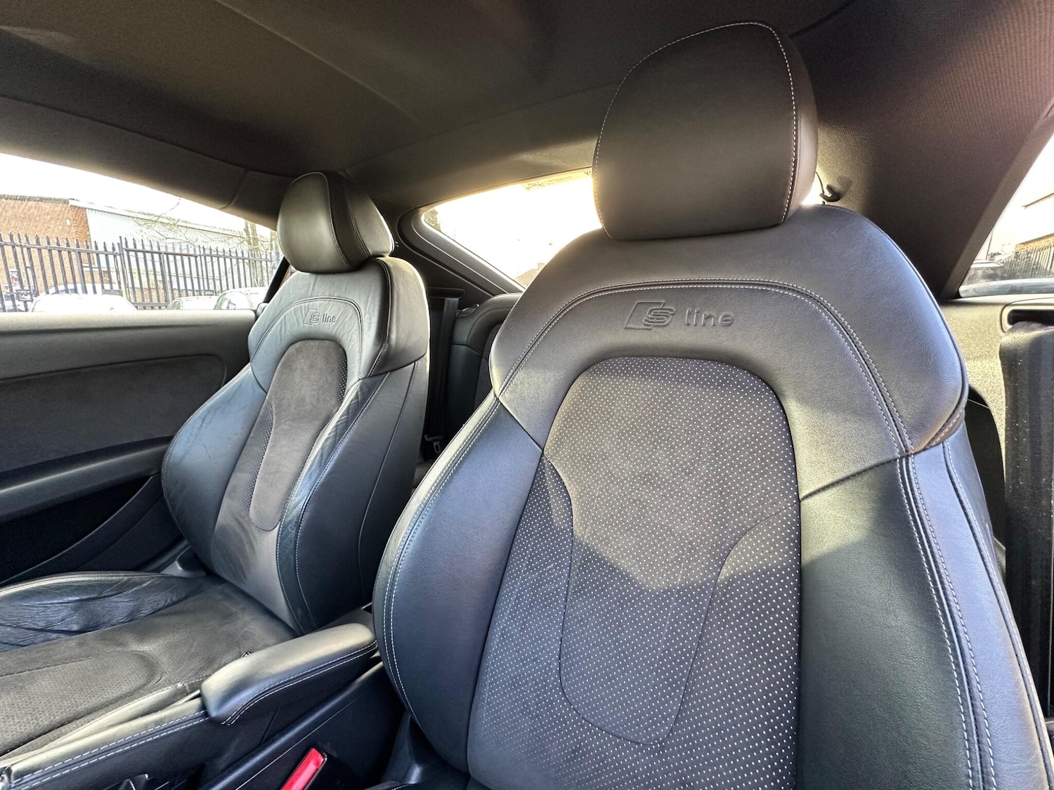 Used Audi TT 2013 for sale - 76702092: Photo 2