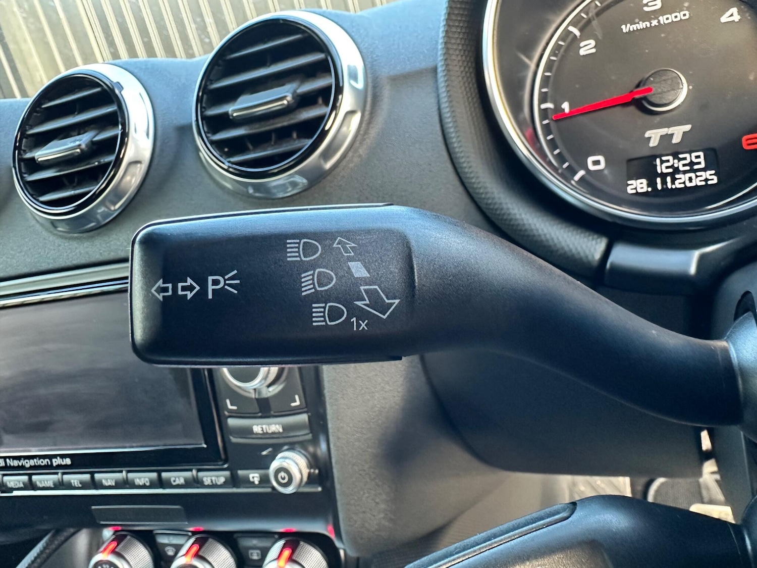 Used Audi TT 2013 for sale - 76702092: Photo 26