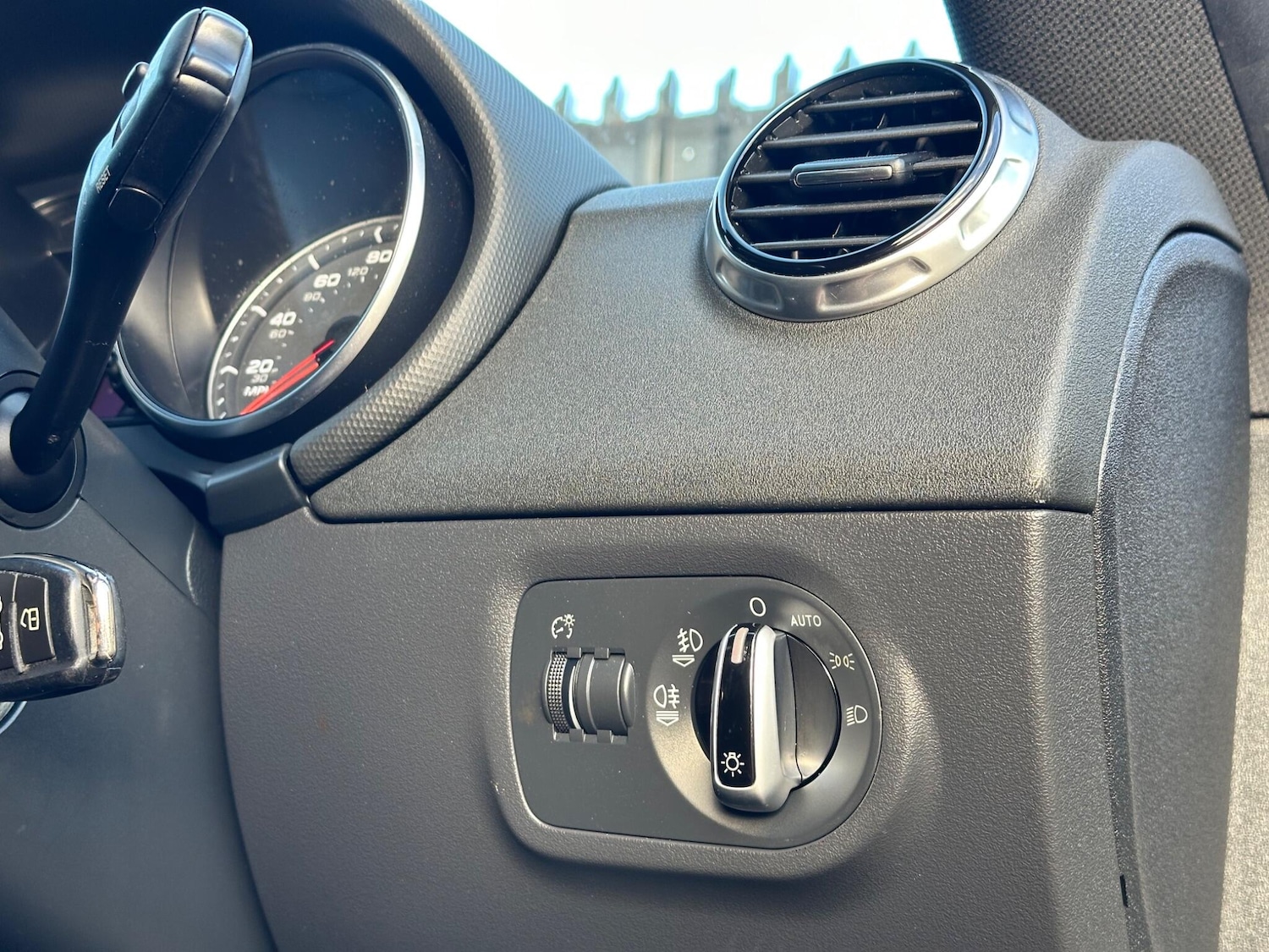 Used Audi TT 2013 for sale - 76702092: Photo 29