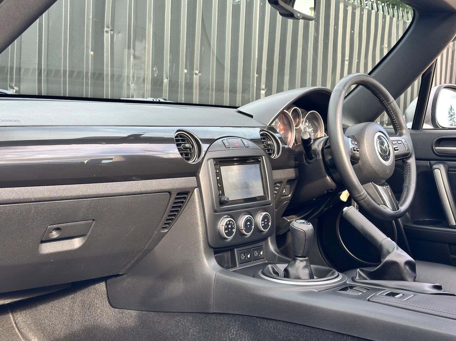 Used Mazda MX-5 2015 for sale - 76318021: Photo 12