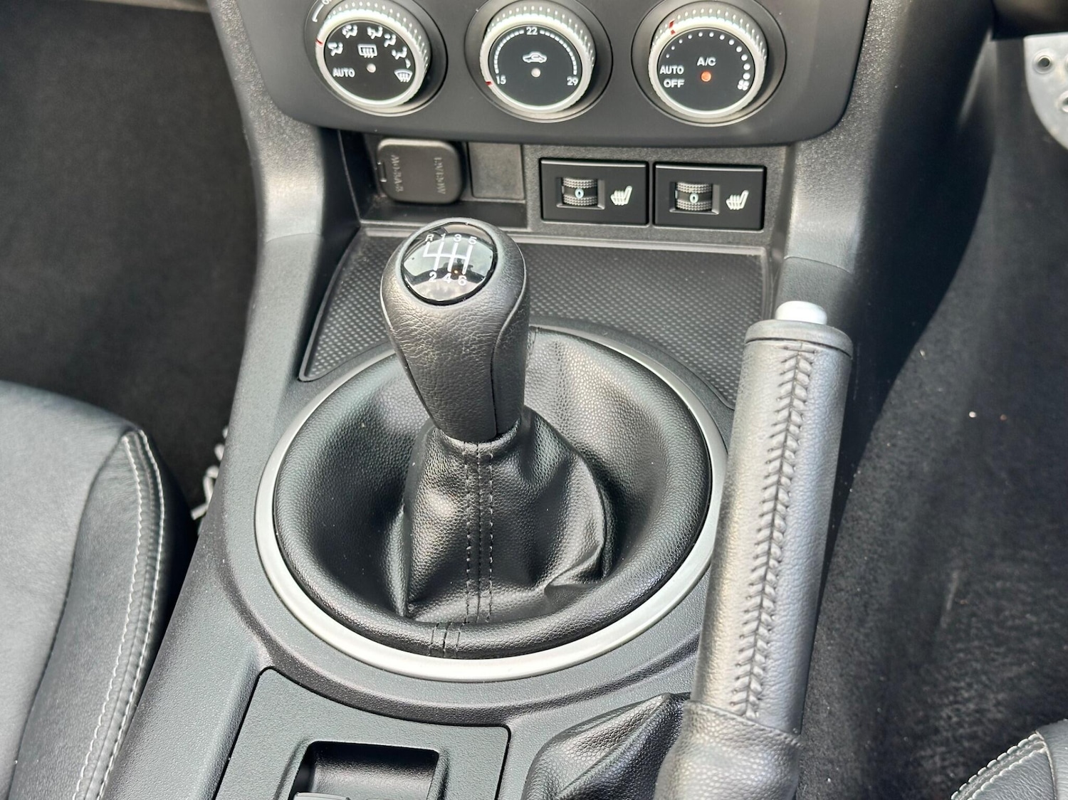 Used Mazda MX-5 2015 for sale - 76318021: Photo 17