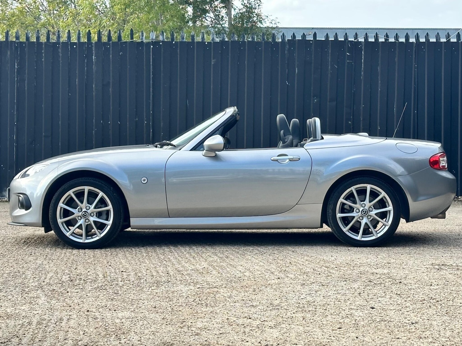 Used Mazda MX-5 2015 for sale - 76318021: Photo 4
