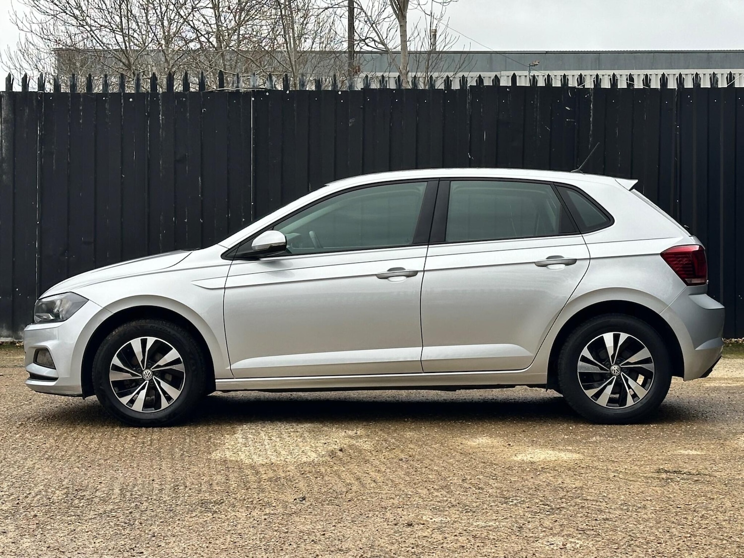 Used Volkswagen Polo 2018 for sale - 76688818: Photo 5