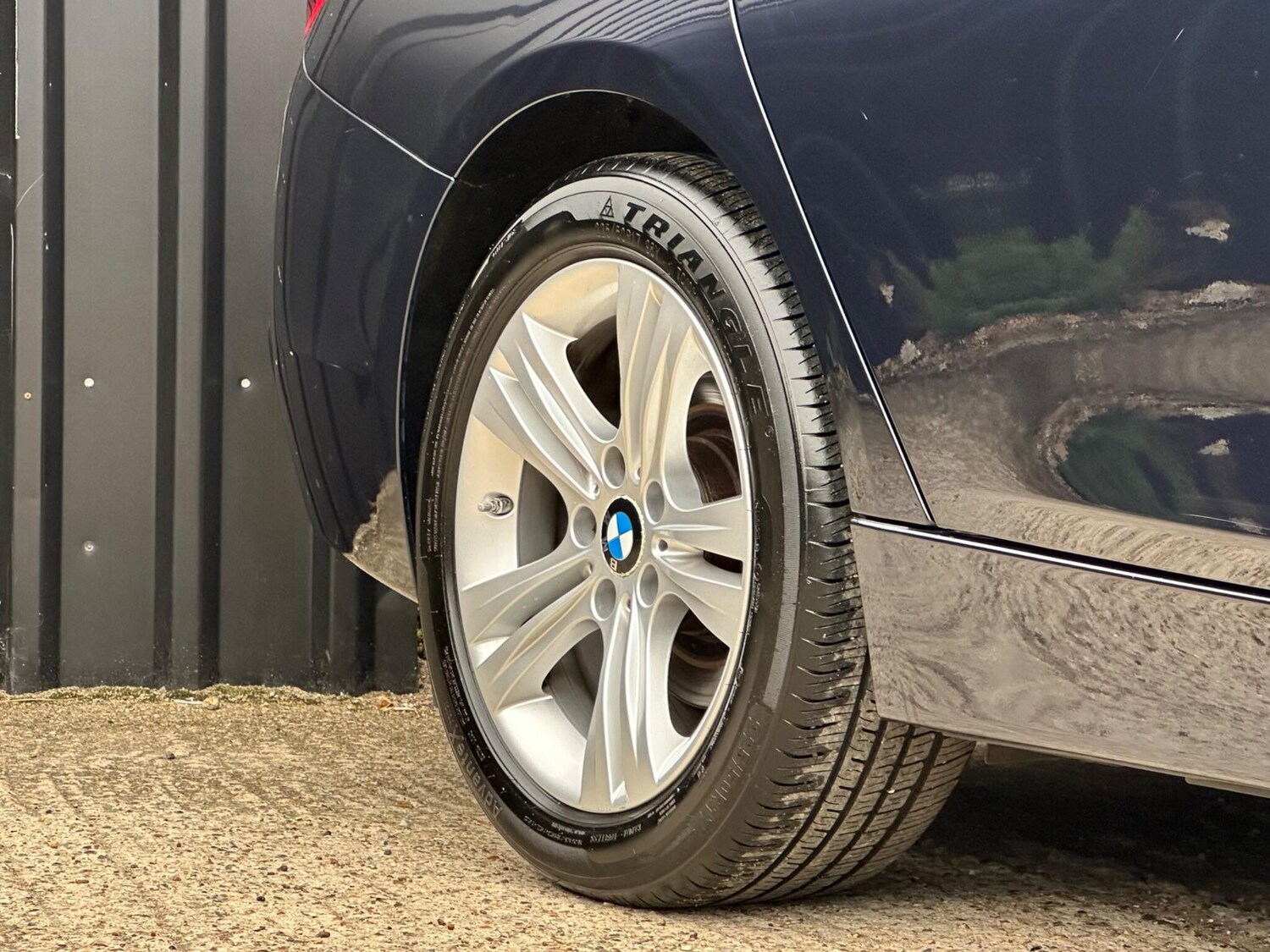 Used BMW 3 Series 2016 for sale - 76318187: Photo 38