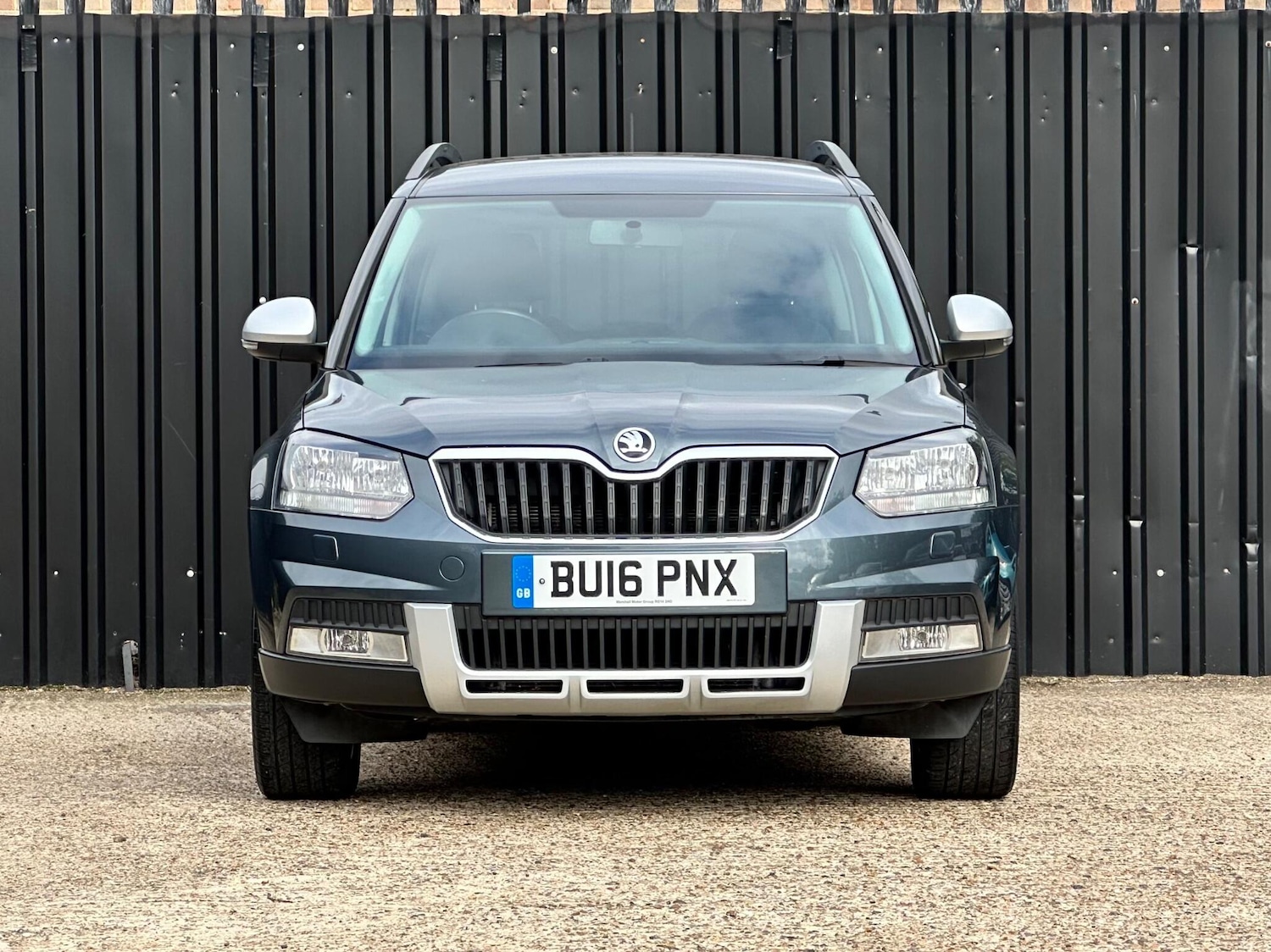 Used Skoda Yeti 2016 for sale - 76317913: Photo 2