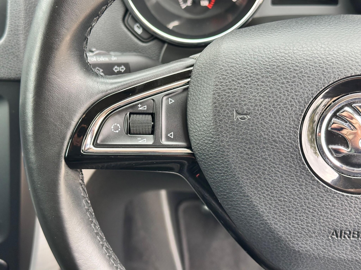 Used Skoda Yeti 2016 for sale - 76317913: Photo 28