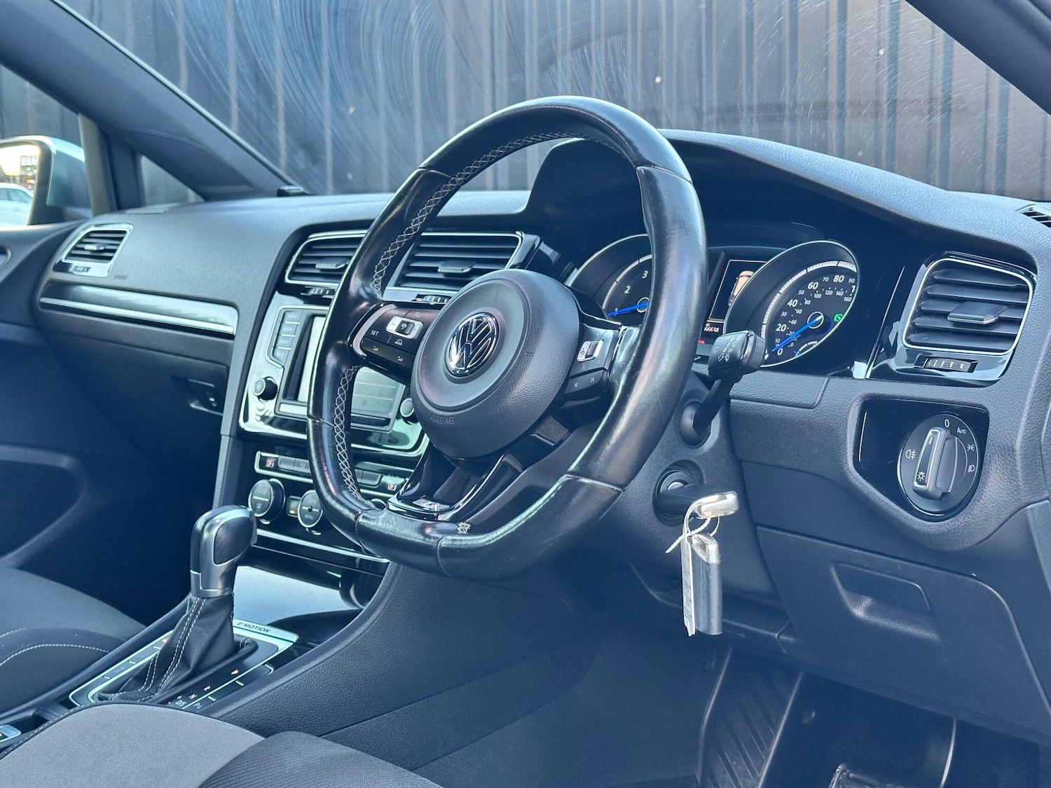 Used Volkswagen Golf 2016 for sale - 76522012: Photo 12