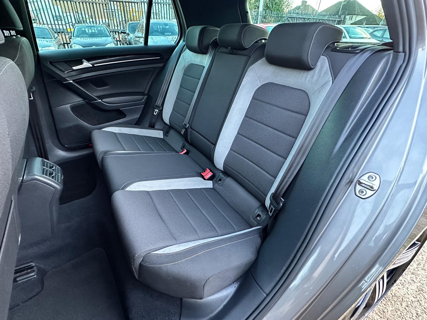 Used Volkswagen Golf 2016 for sale - 76522012: Photo 15