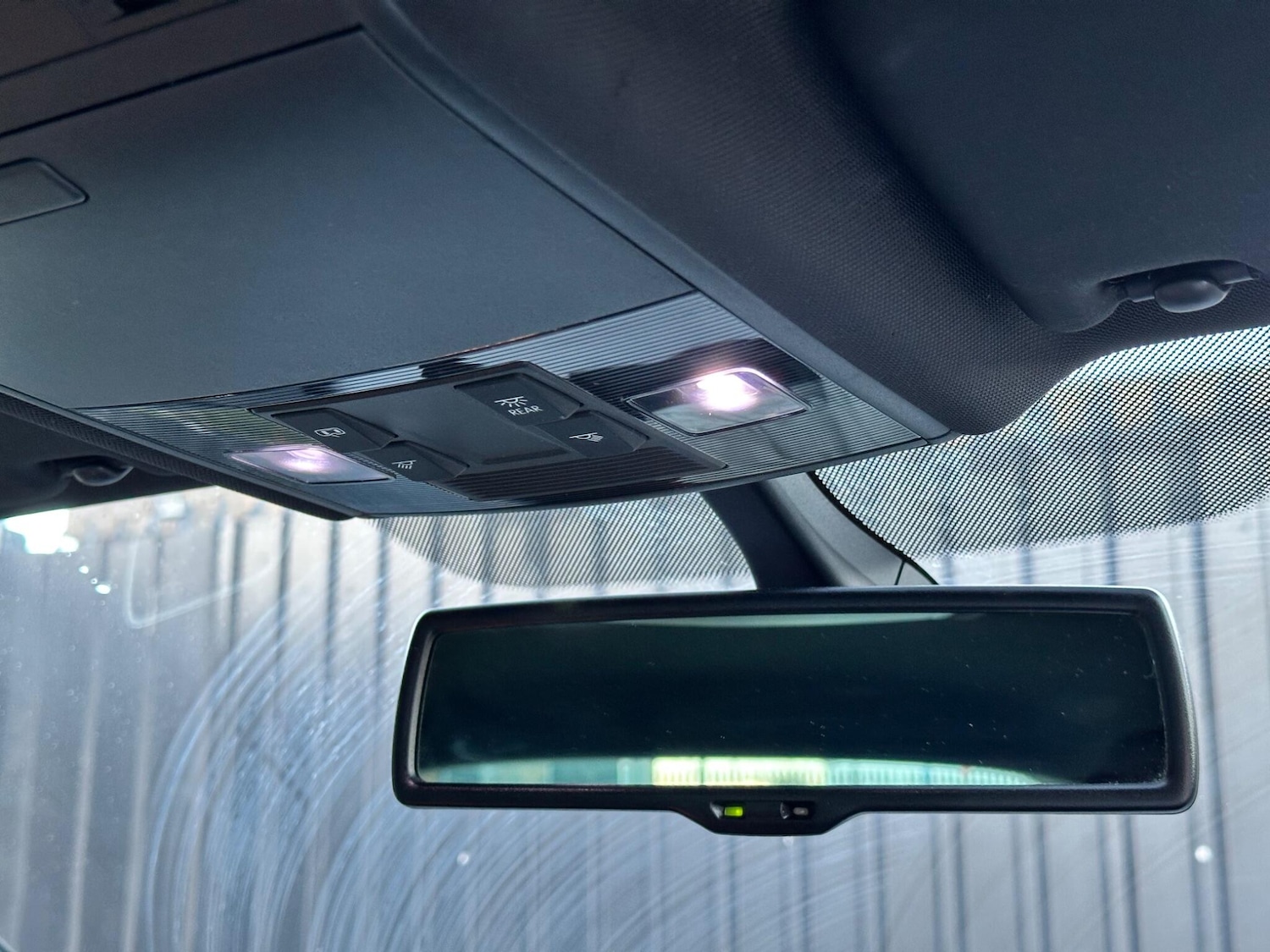 Used Volkswagen Golf 2016 for sale - 76522012: Photo 32