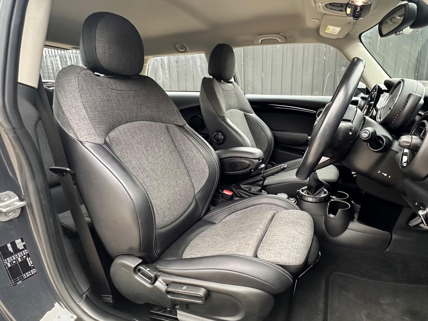 Used MINI Hatch 2016 for sale - 76317989: Photo 12
