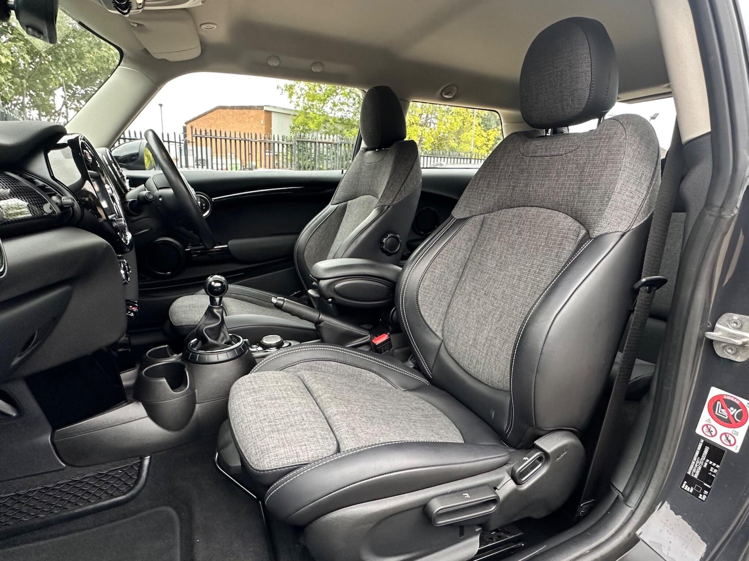 Used MINI Hatch 2016 for sale - 76317989: Photo 15