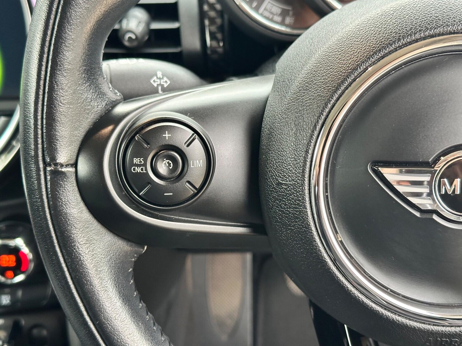 Used MINI Hatch 2016 for sale - 76317989: Photo 30