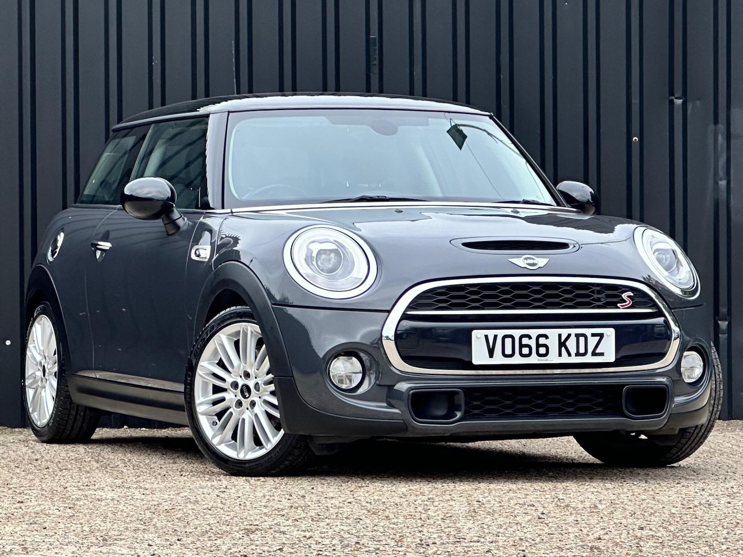 Used MINI Hatch 2016 for sale - 76317989: Photo 40