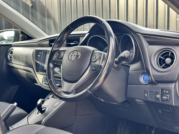 Used Toyota Auris 2017 for sale - 76317876: Photo 12