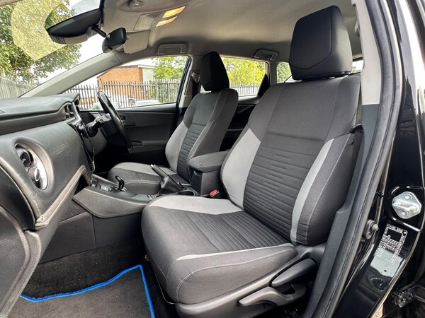 Used Toyota Auris 2017 for sale - 76317876: Photo 14