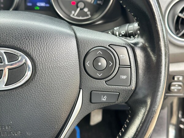 Used Toyota Auris 2017 for sale - 76317876: Photo 26