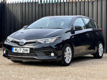 Used Toyota Auris 2017 for sale - 76317876: Photo