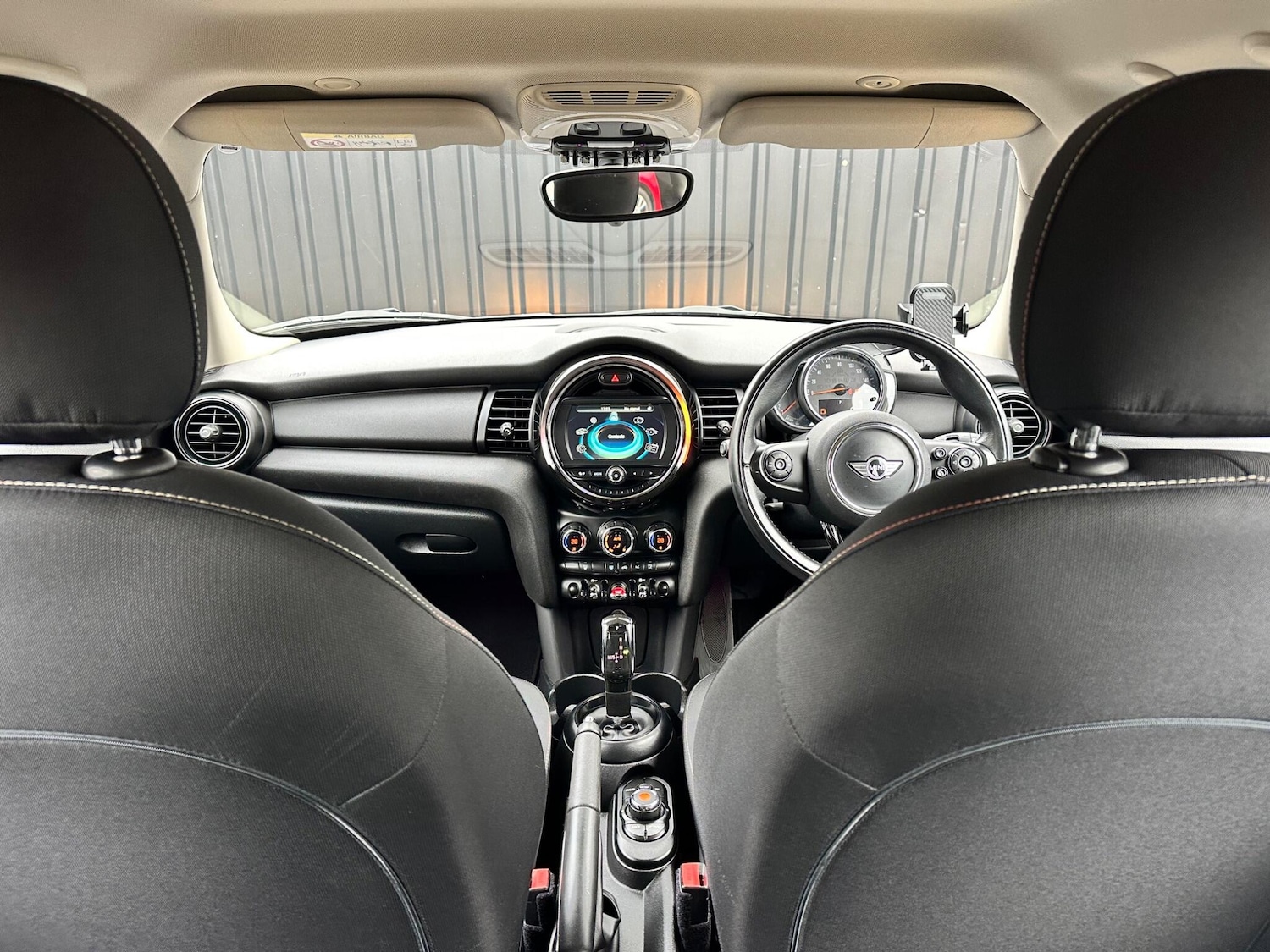 Used MINI Hatch 2018 for sale - 76689179: Photo 17