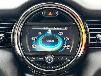 Used MINI Hatch 2018 for sale - 76689179: Photo