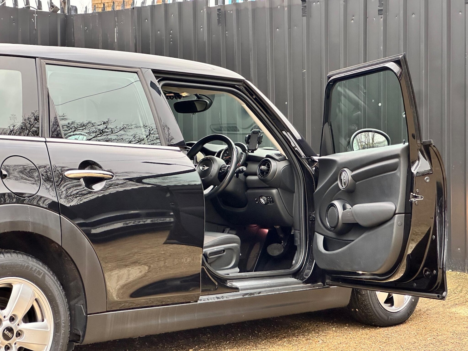 Used MINI Hatch 2018 for sale - 76689179: Photo 9