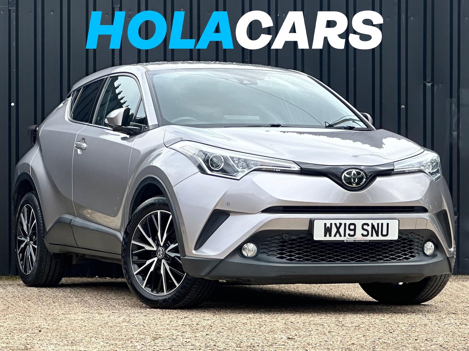 Used Toyota C-HR 2019 for sale - 76317804: Photo 1