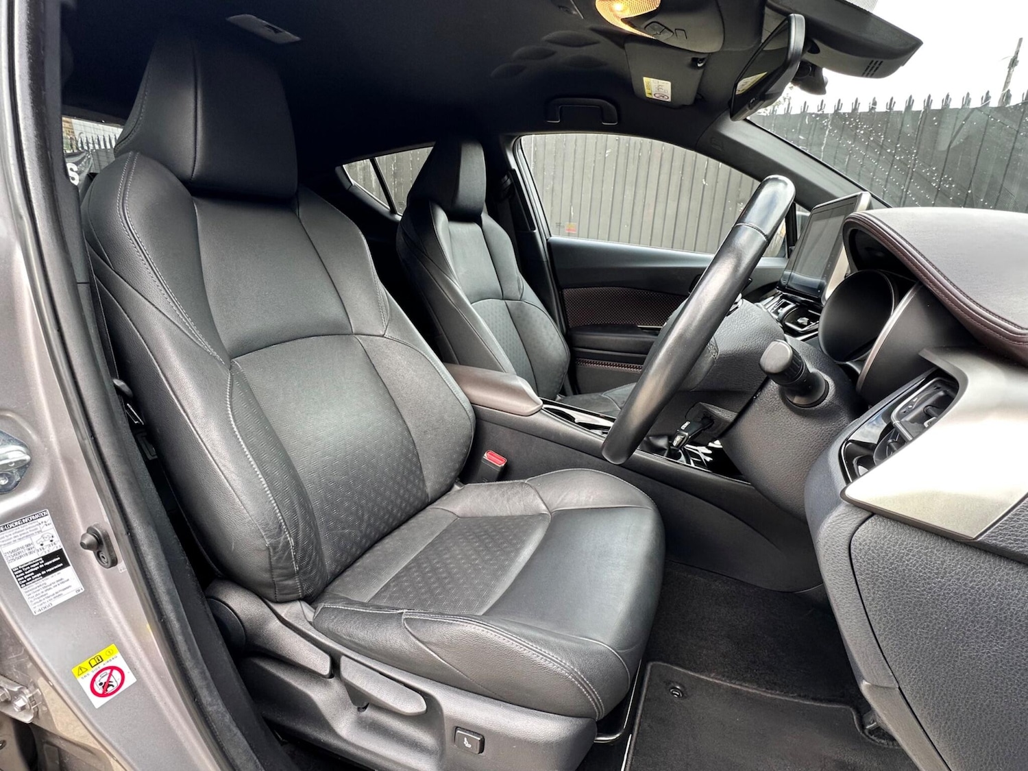 Used Toyota C-HR 2019 for sale - 76317804: Photo 12