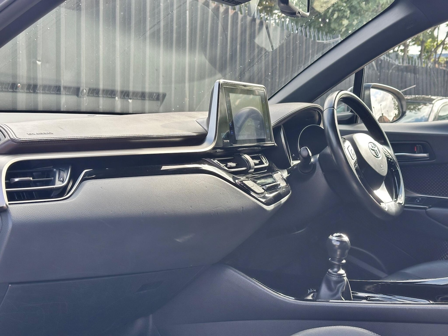 Used Toyota C-HR 2019 for sale - 76317804: Photo 14