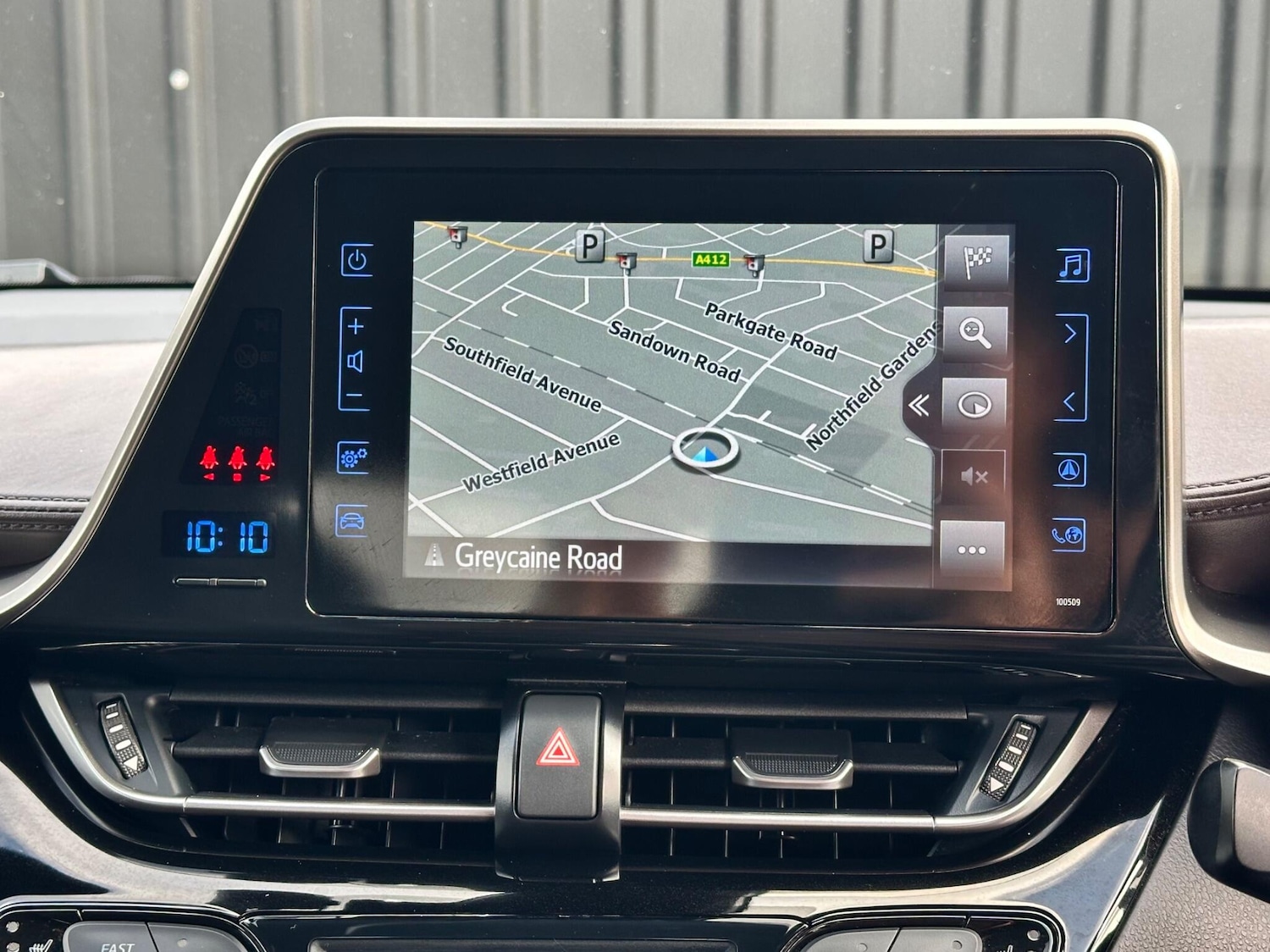 Used Toyota C-HR 2019 for sale - 76317804: Photo 24