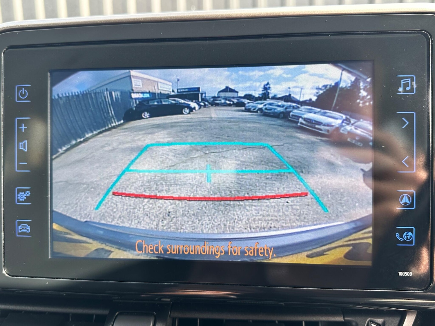 Used Toyota C-HR 2019 for sale - 76317804: Photo 25