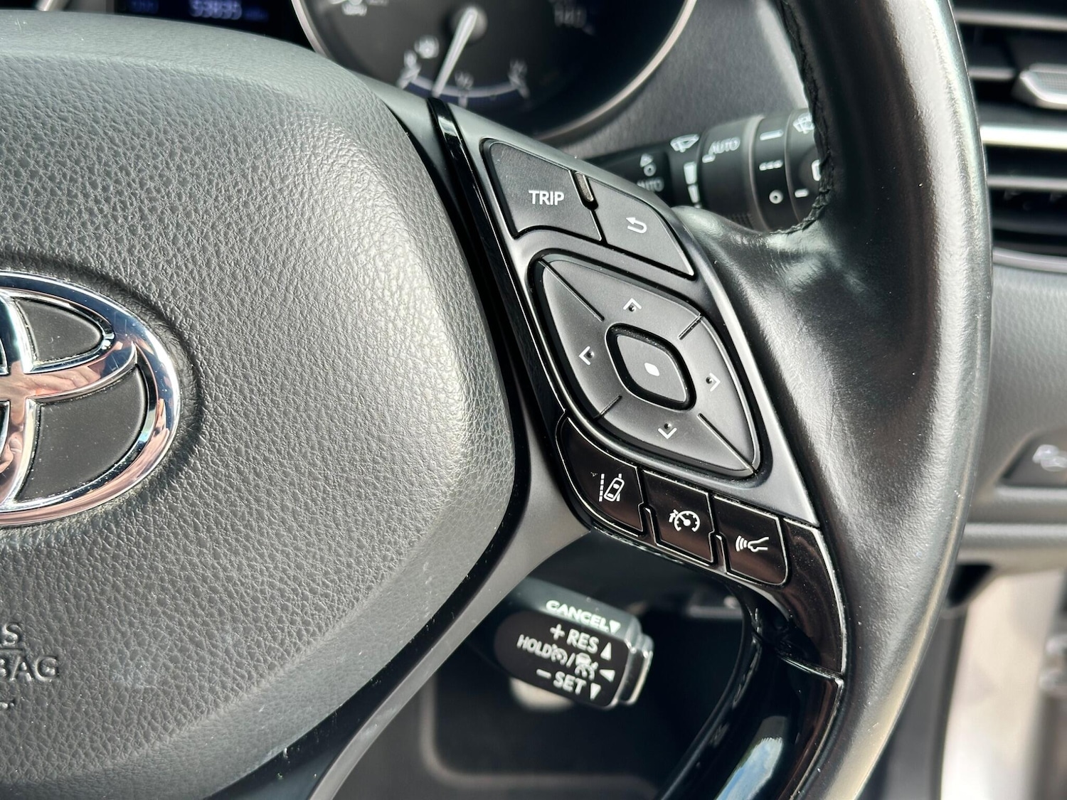 Used Toyota C-HR 2019 for sale - 76317804: Photo 31