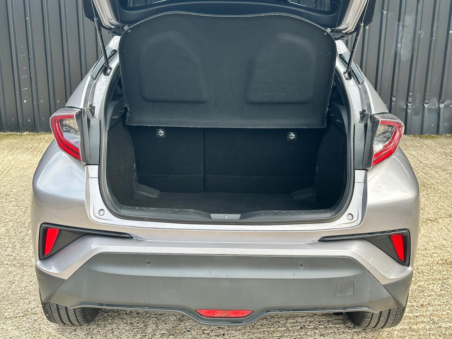 Used Toyota C-HR 2019 for sale - 76317804: Photo 38