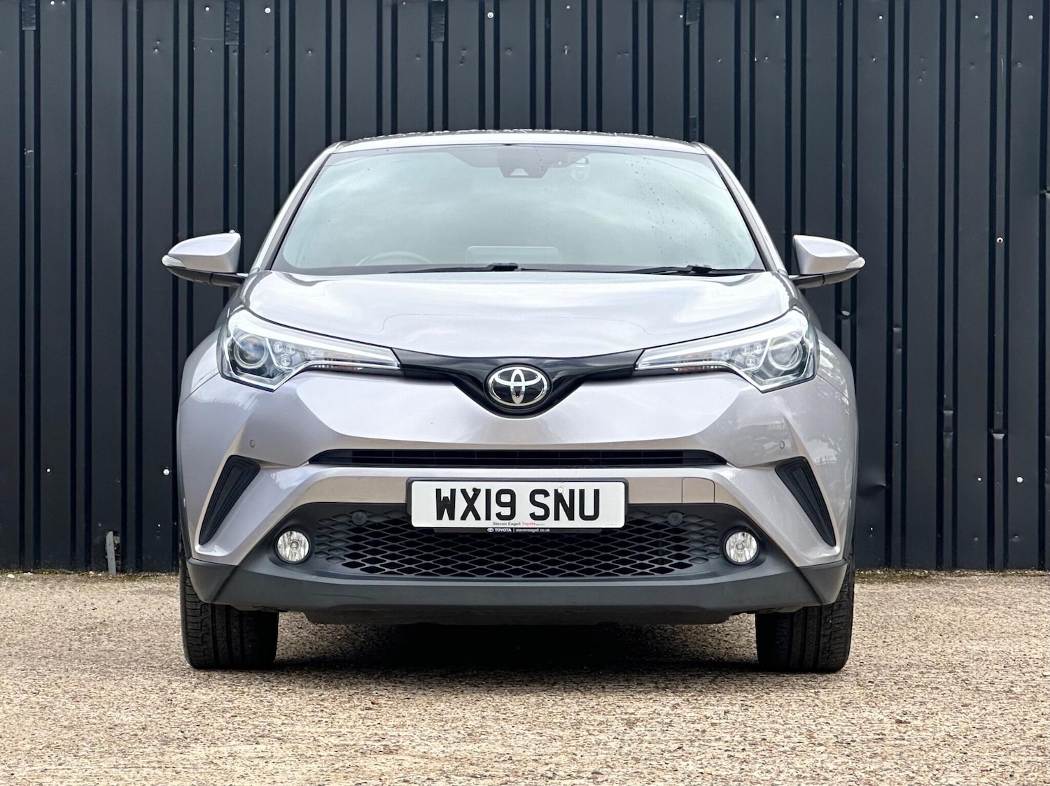 Used Toyota C-HR 2019 for sale - 76317804: Photo 4