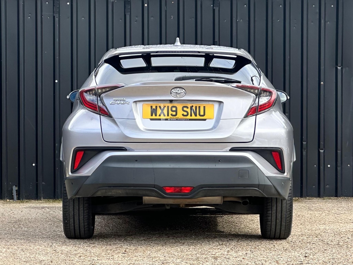 Used Toyota C-HR 2019 for sale - 76317804: Photo 8