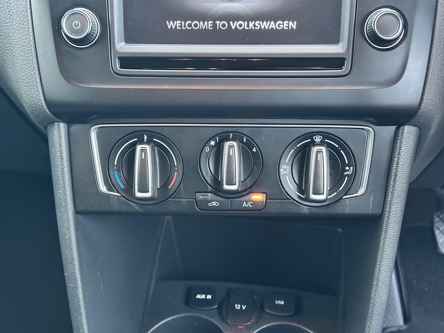 Used Volkswagen Polo 2015 for sale - 76701752: Photo 20