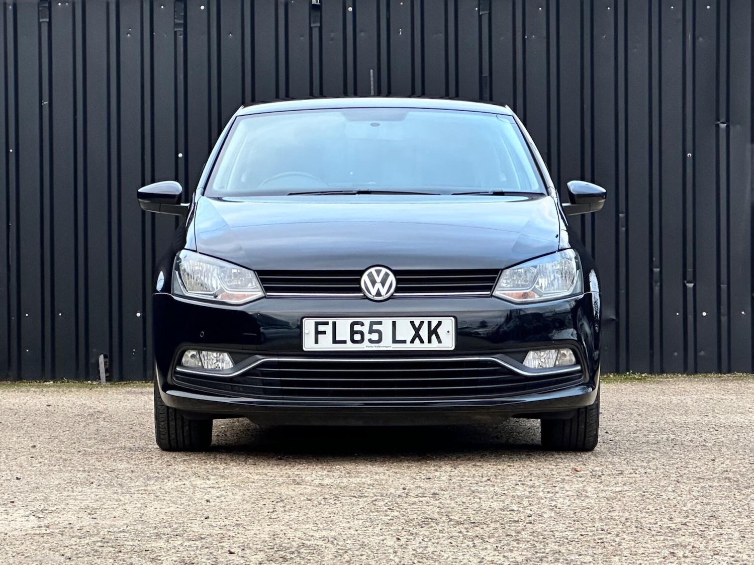 Used Volkswagen Polo 2015 for sale - 76701752: Photo 4