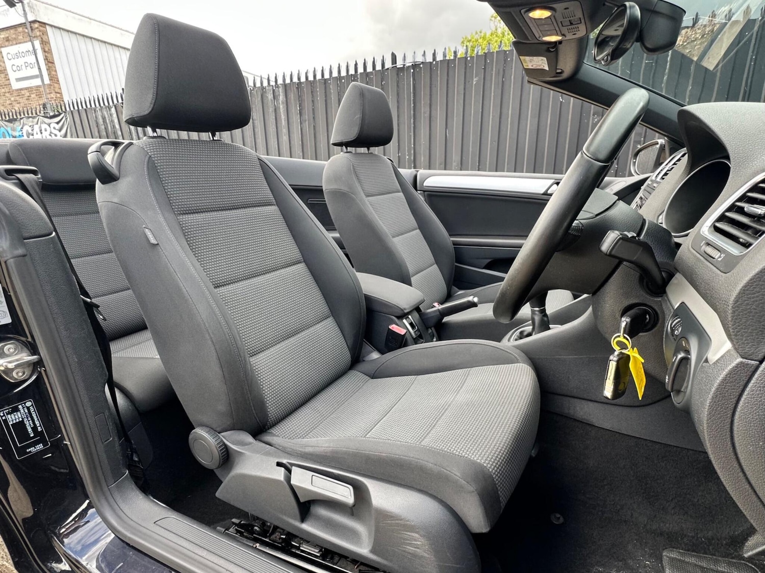 Used Volkswagen Golf 2015 for sale - 76318116: Photo 11