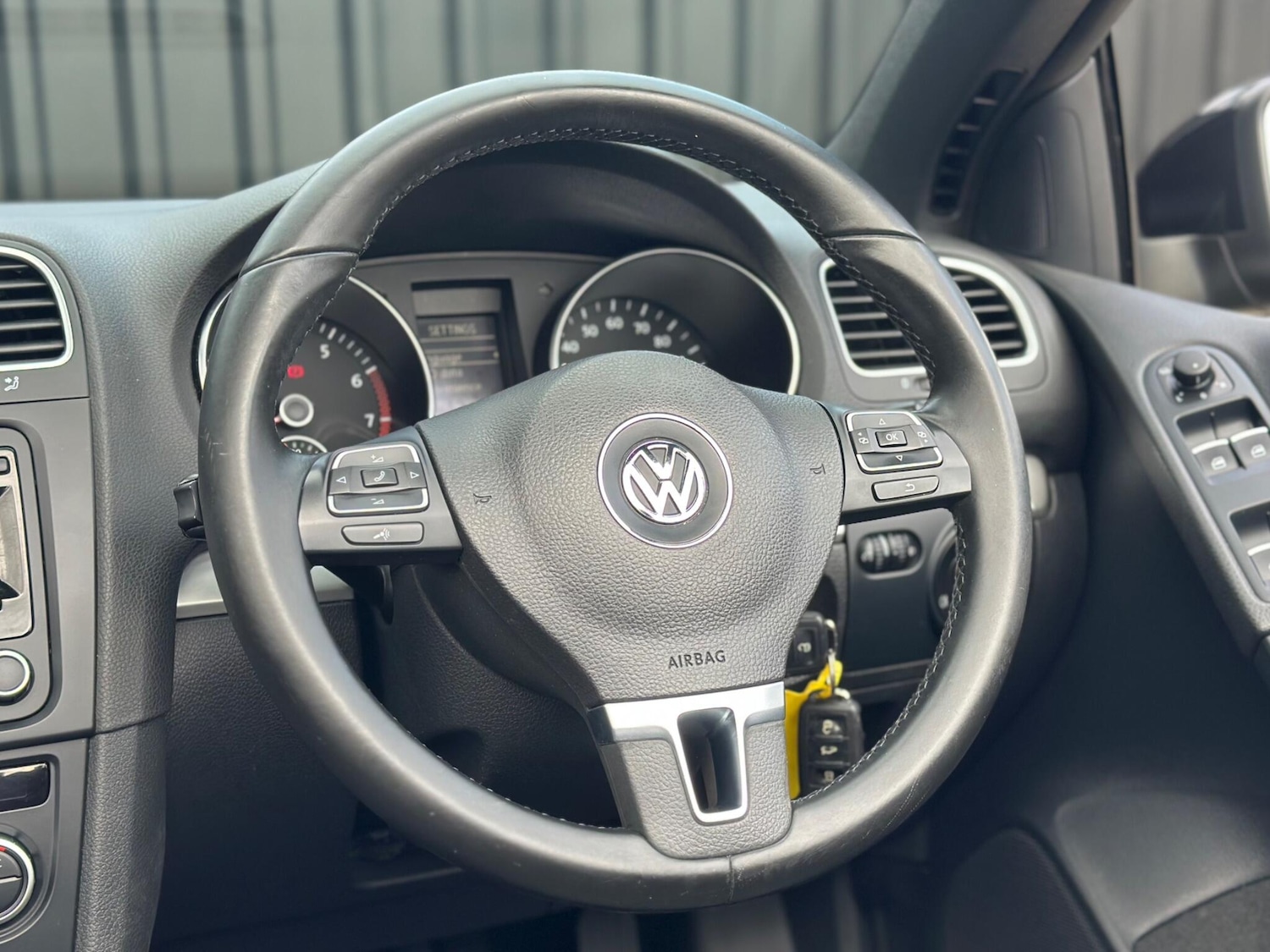 Used Volkswagen Golf 2015 for sale - 76318116: Photo 24