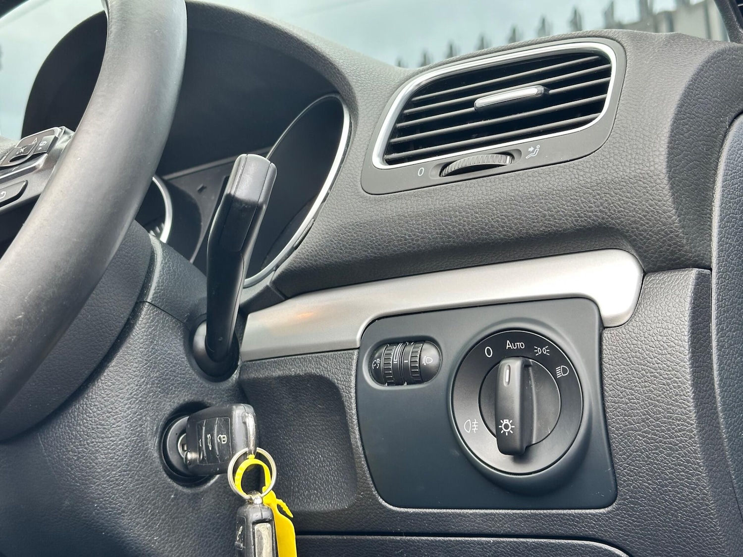 Used Volkswagen Golf 2015 for sale - 76318116: Photo 30