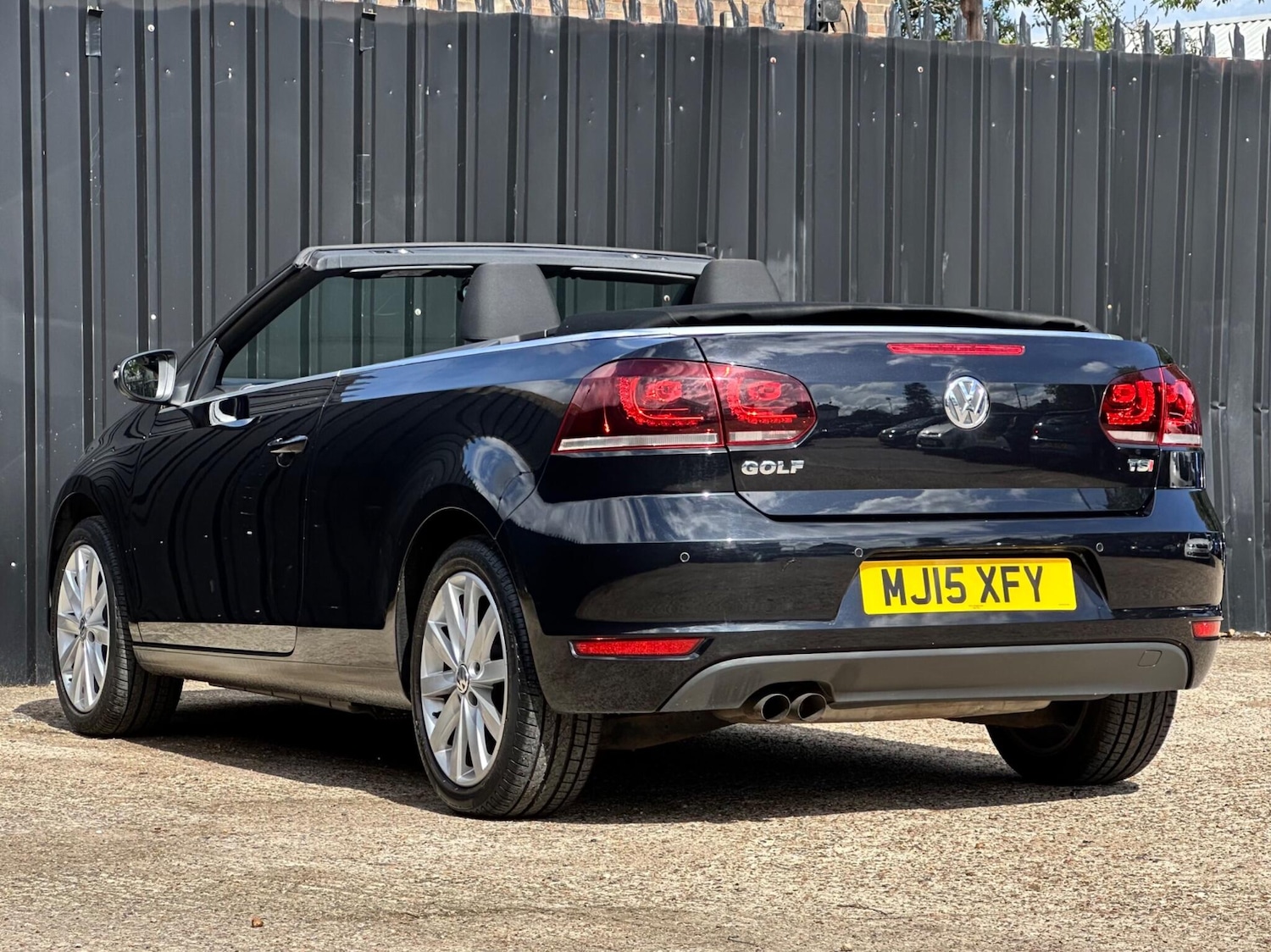 Used Volkswagen Golf 2015 for sale - 76318116: Photo 6